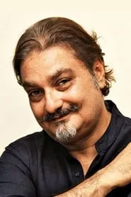 Vinay Pathak en Via Darjeeling