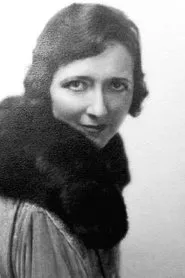 Virginia Hammond en Newly Rich
