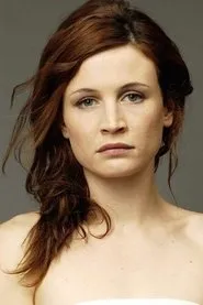 Virginie Lanoué en Cantique de la racaille