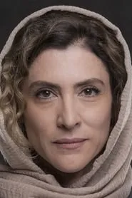 Retrato de Vishka Asayesh