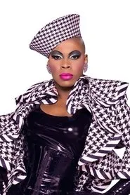 Vivacious en BEAT. Contour. Snatched. How Drag Queens Shaped the Biggest Makeup Trends