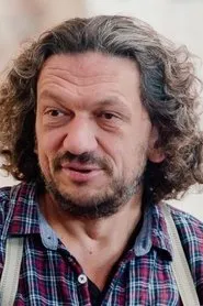 Vlad Troitskyi en Ugly