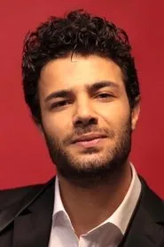 Retrato de Vural Şahanoğlu
