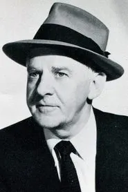 Walter Winchell en I Know Everybody and Everybody's Racket