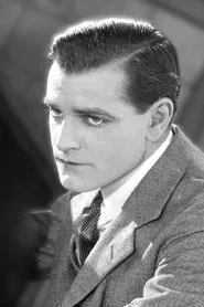 Wilfred Lytell en The Trail of the Law