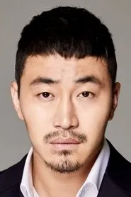 Retrato de Woo Kang-min