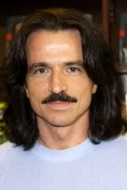 Retrato de Yanni