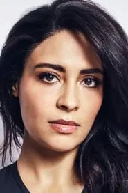 Retrato de Yasmine Al Massri