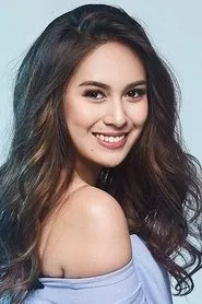 Yen Santos en Northern Lights: A Journey to Love