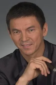 Yerik Zholzhaksynov en Revue na zakázku