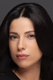Retrato de Yeşim Dalgıçer