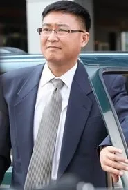 Retrato de Yusheng Li