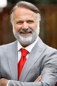 Retrato de Zafer Öztürk