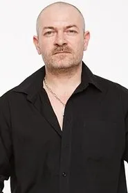 Zane Jarcu en Afacerea Est