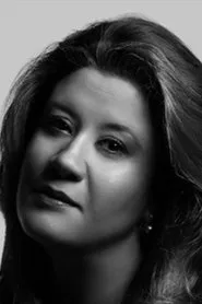 Foto de Zeliha Çetinkaya interpretando a Meryem en Mitat