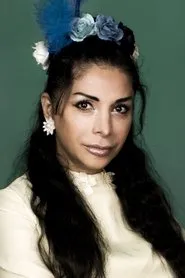 Retrato de Zinat Pirzadeh