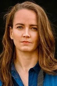 Retrato de Zoe Coombs-Marr