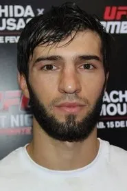 Retrato de Zubaira Tukhugov