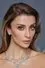 Özge Ulusoy como Yeliz