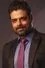 Abhimanyu Singh como Shaukeen