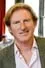 Adrian Dunbar como Martin Summers