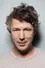 Aidan Gillen como Aberama Gold