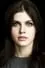 Alexandra Daddario como Lisa Tragnetti