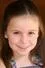 Alyssa Shafer como Serena Brown