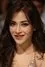 Angela Krislinzki como Kamini