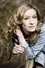 Anna Blomeier como Esther Rubens