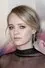 Anna Jacoby-Heron como Jenny Broderick