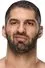 Ariya Daivari como Ari Daivari