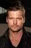 Bailey Chase como Becks Scott