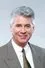 Barry Bostwick como Oliver Gates