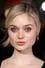 Bella Heathcote como Nicole Dörmer