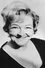 Beryl Reid como 