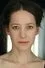 Brooke Bloom como Julie Carrell