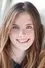 Cali Sheldon como Emma Geller-Green (uncredited)