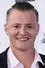 Charlie Wernham como Taxi Driver