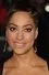Cush Jumbo como Lois Habiba