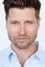 Damon Runyan como Ujilli