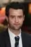 Daniel Mays como Arthur Young