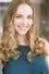 Darcy Rose Byrnes como Lucy Grafanello
