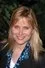 Deborah Raffin como Julie Hastings