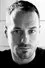 Declan Bennett como Jonathan Roberts