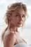 Elsa Pataky como Raquel Albaladejo