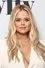 Emily Atack como 