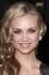 Fiona Gubelmann como Lori