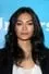 Florence Faivre como Julie Mao