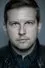 Greg McHugh como Eddie Scott